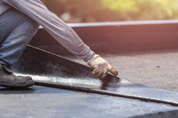 Professional Crawl Space Encapsulation technician working in Glyndon, MD